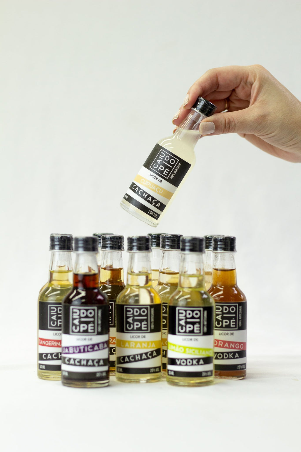 Mini Licor de Cupuaçu Base Cachaça 50ml